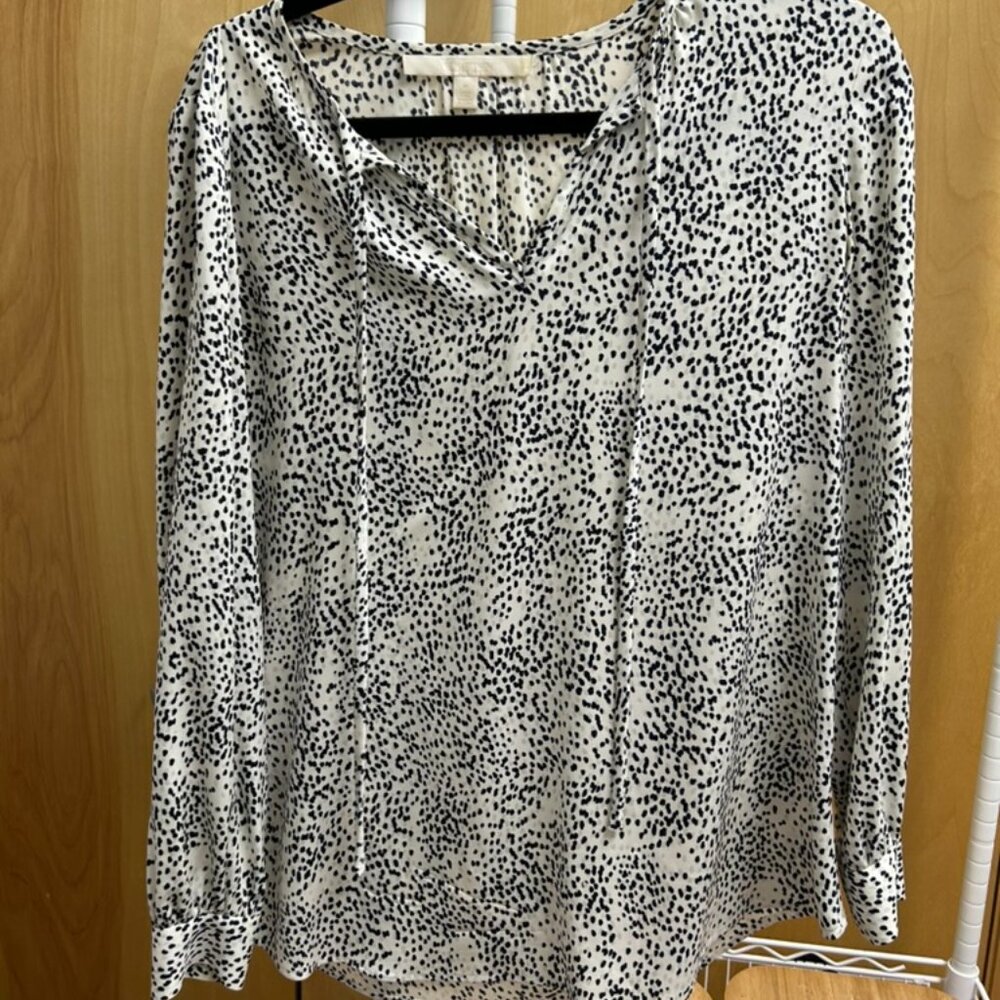 Nordstrom Collection White and Black silk tie-front blouse